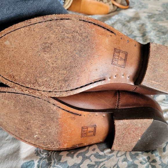 Frye Melissa Button boots - Picture 2 of 3